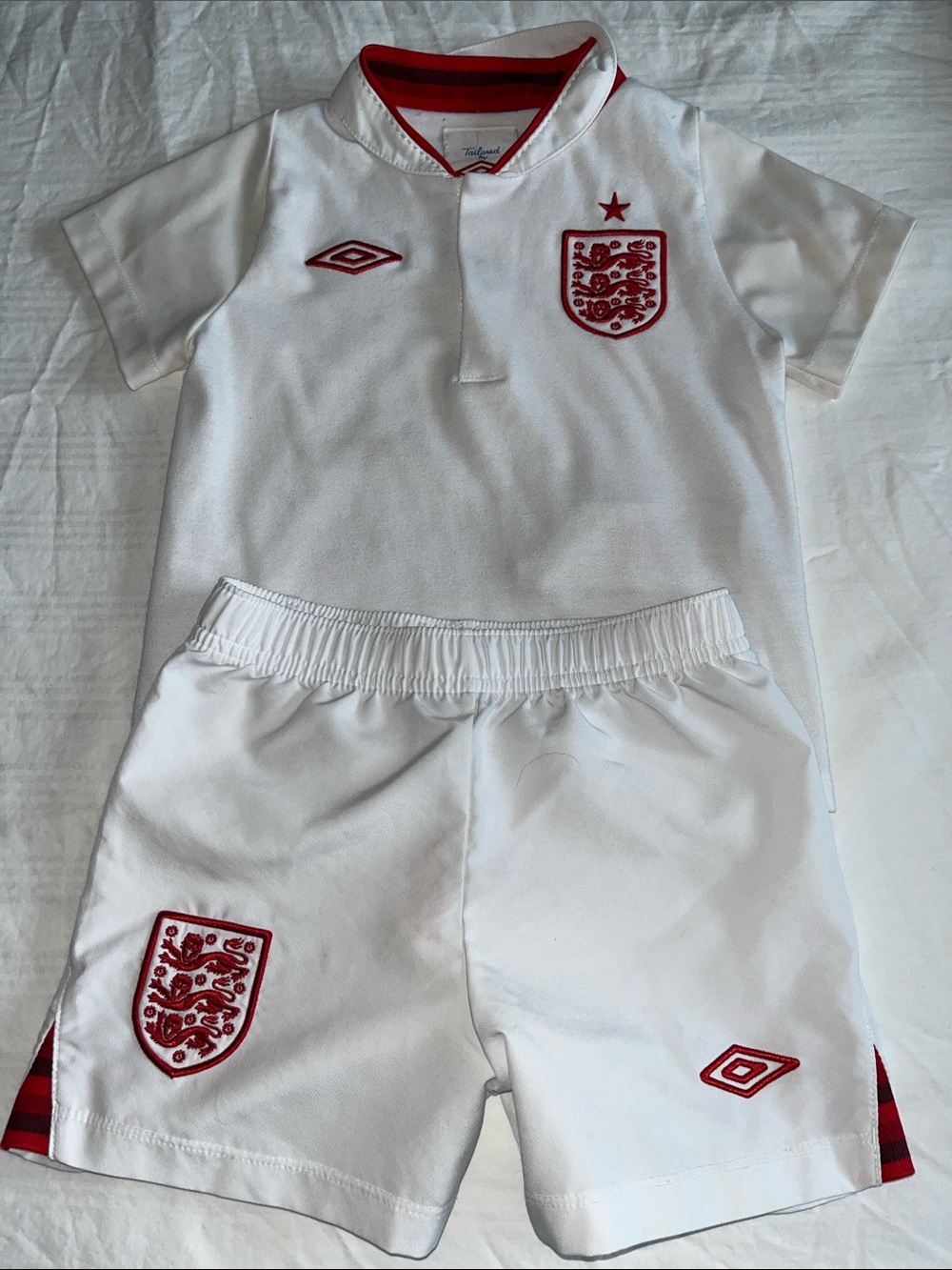 Vintage England  🏴󠁧󠁢󠁥󠁮󠁧󠁿 Umbro Soccer Kids 2010 FIFA World Cup Set 2T